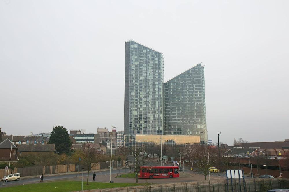 Alto Ilford Hill Hotel Exterior photo